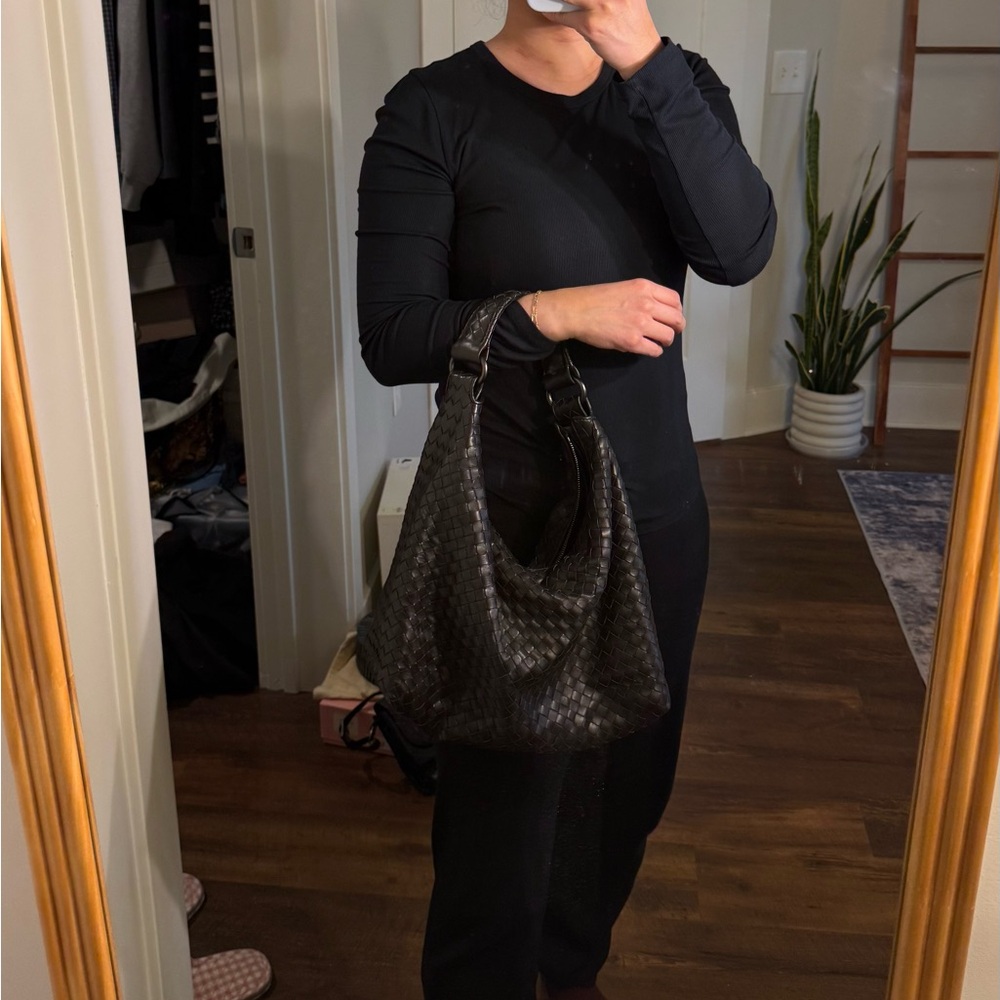 EUC Bottega Veneta Intrecciato Sloane Style Hobo Bag in Brown - Picture 11 of 13